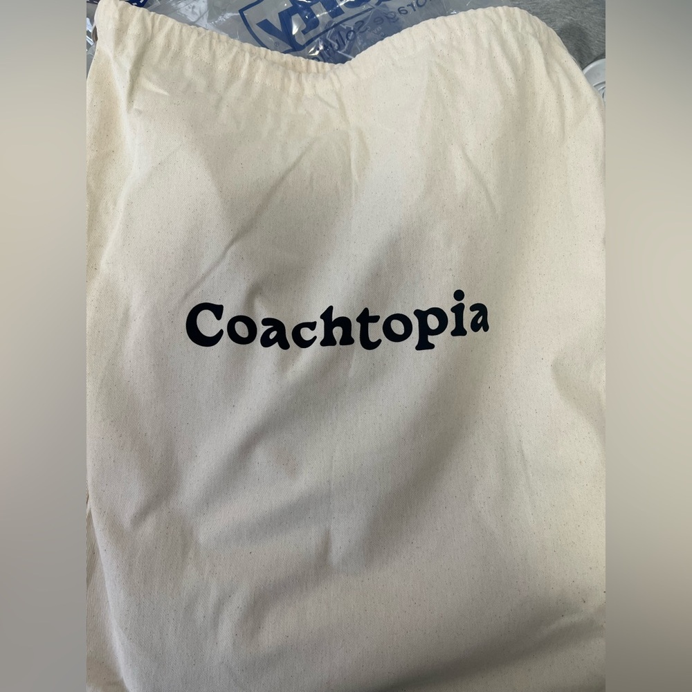 Coachtopia Loop Flat Tote With Cloud Quilting - image 4